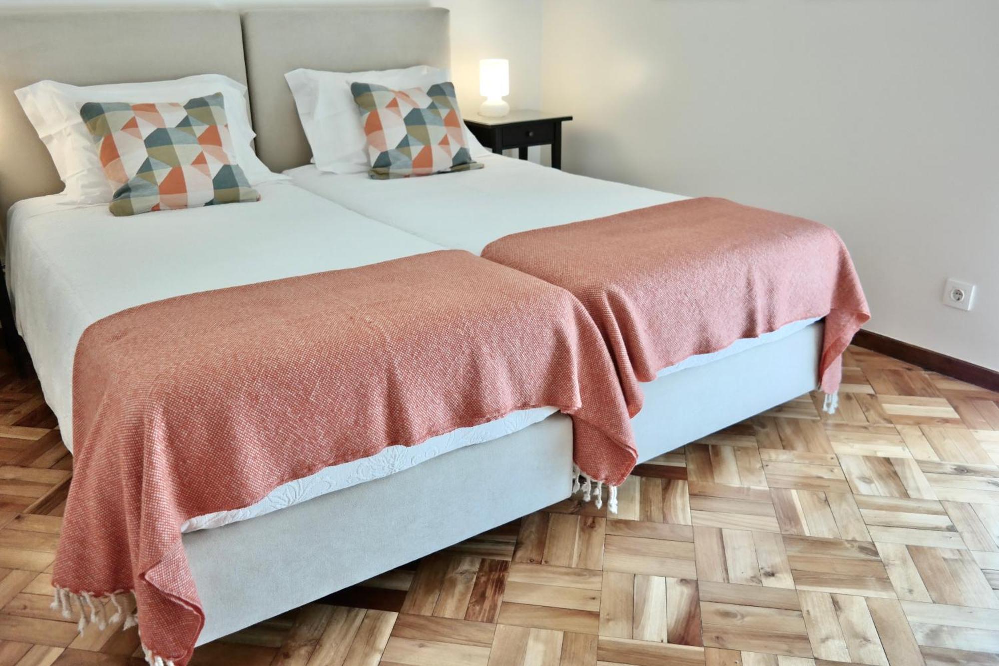 Garden Apartment, Great For Couple - * Ponta Delgada